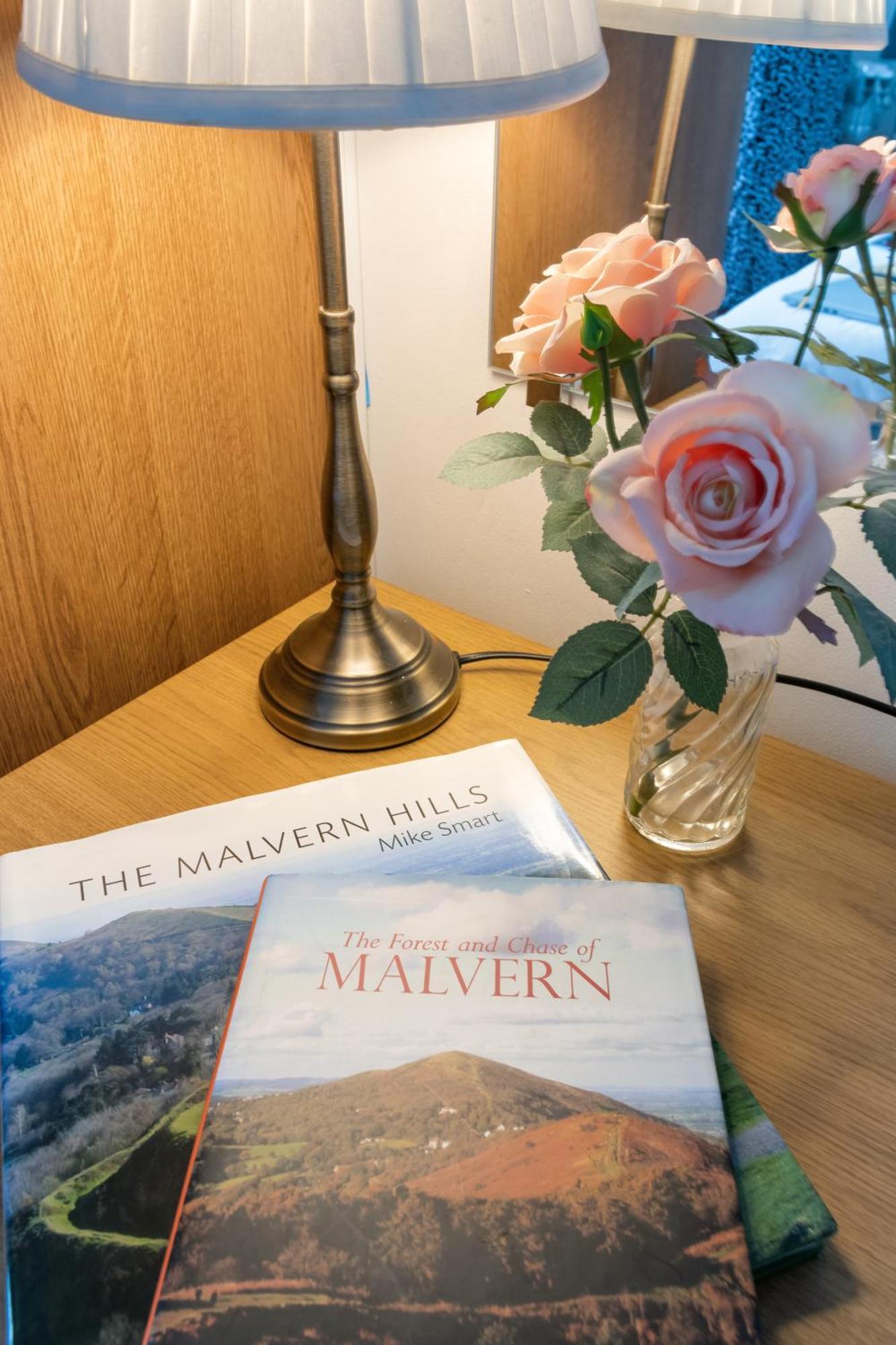 Elegant Malvhina Retreat On The Malvern Hills グレート・マルバーン エクステリア 写真