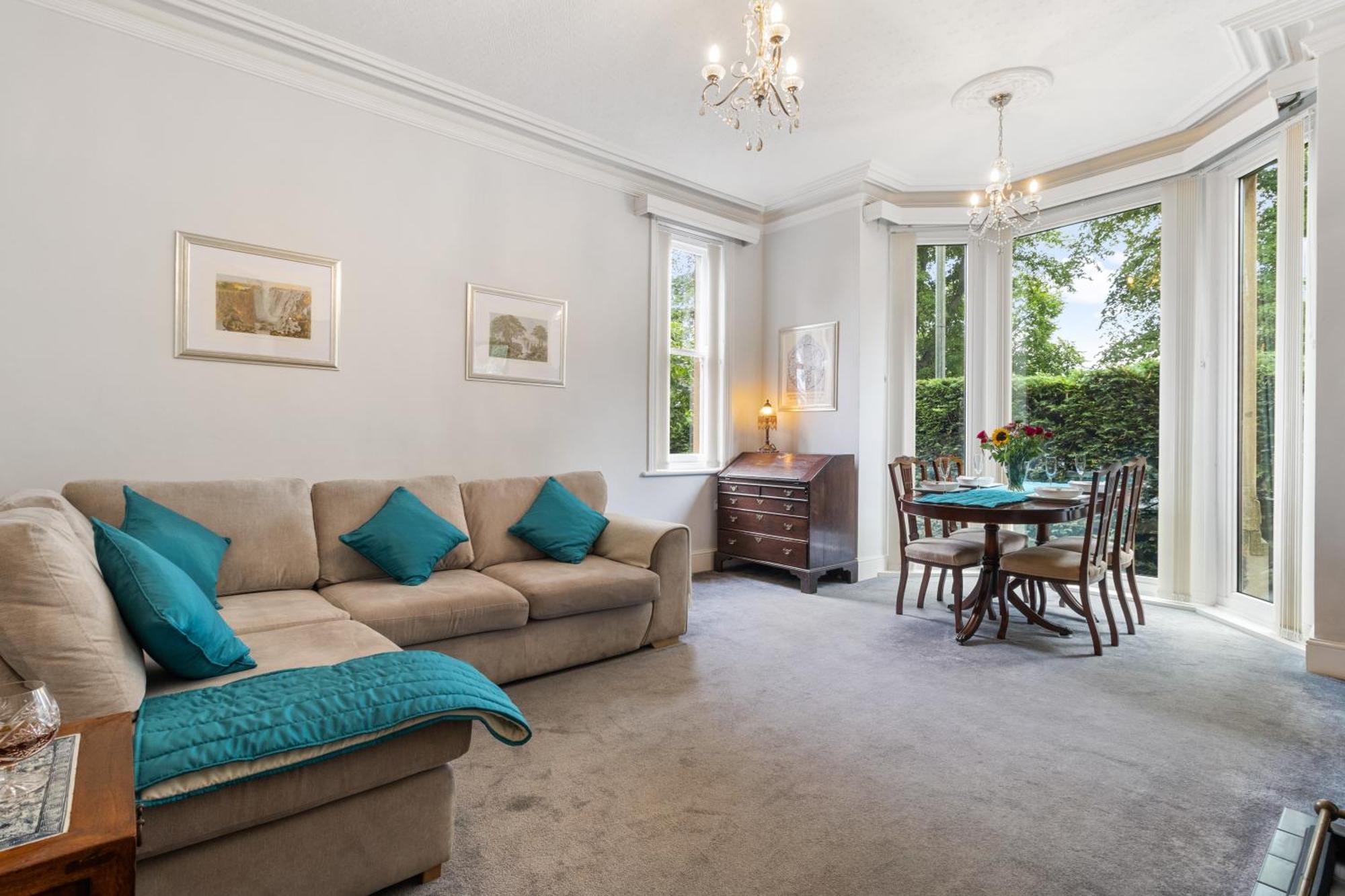 Elegant Malvhina Retreat On The Malvern Hills グレート・マルバーン エクステリア 写真